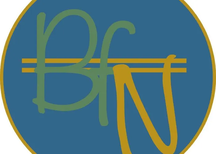 Bahnhof Гостевой дом Nebra